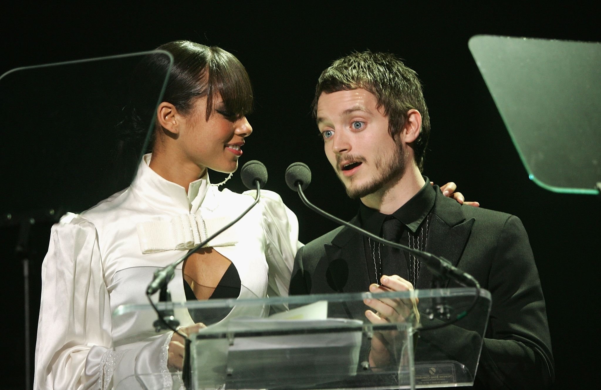 Black_Ball-022.jpg Black_Ball-022.jpg