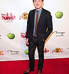 Filename=Beatles_Love-008.jpg
Filesize=1098KiB
Dimensions=1363x2048
Date added=Feb 26, 2022 Beatles_Love-008.jpg