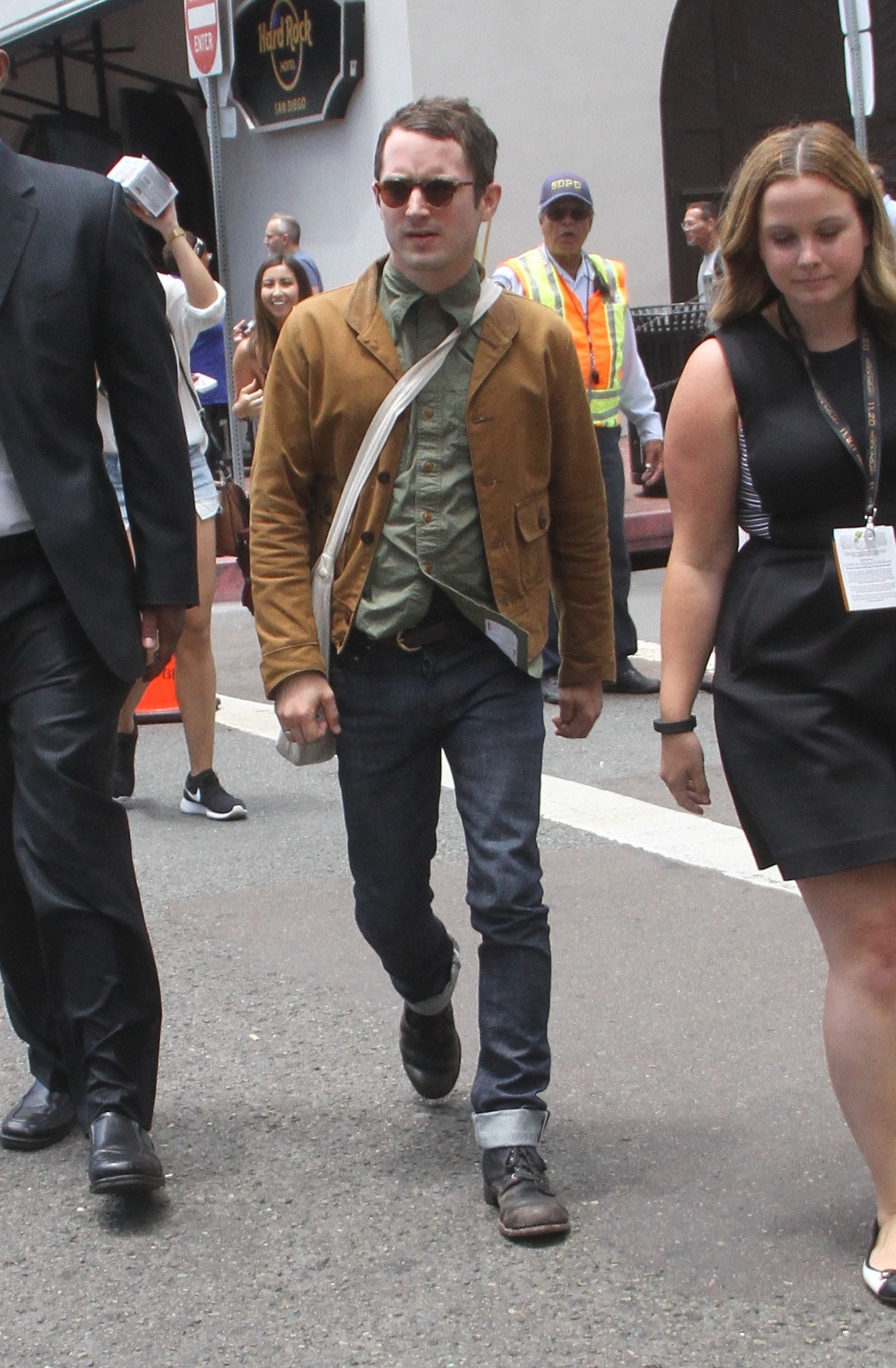 2015_Comic-Con_28529.jpg