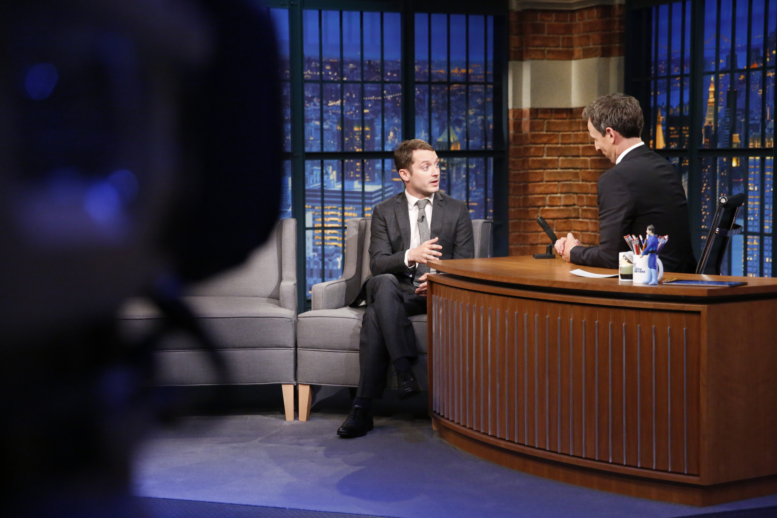 Late_Night_with_Seth_Meyers_91615_281329.jpg