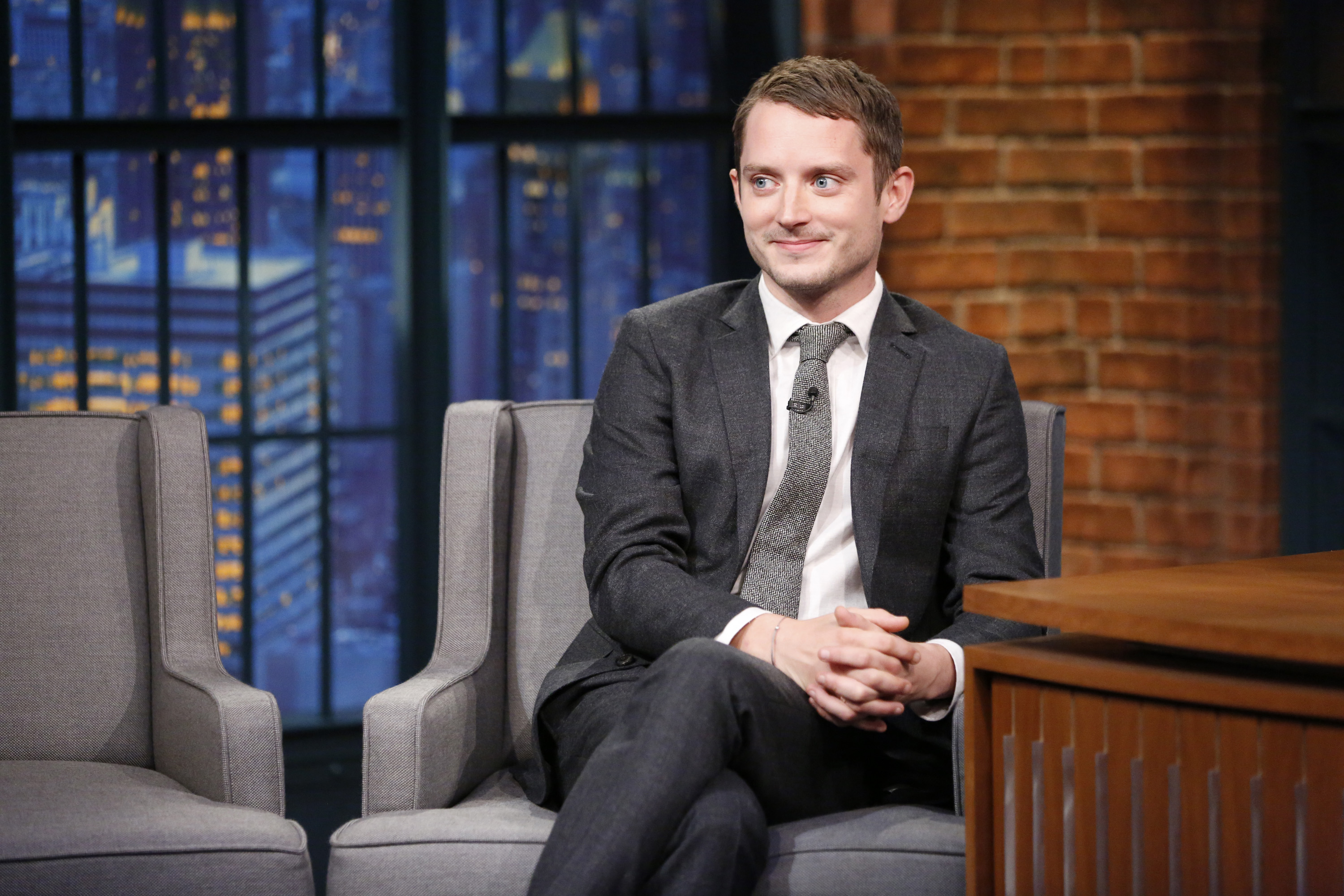 Late_Night_with_Seth_Meyers_91615_281429.jpg