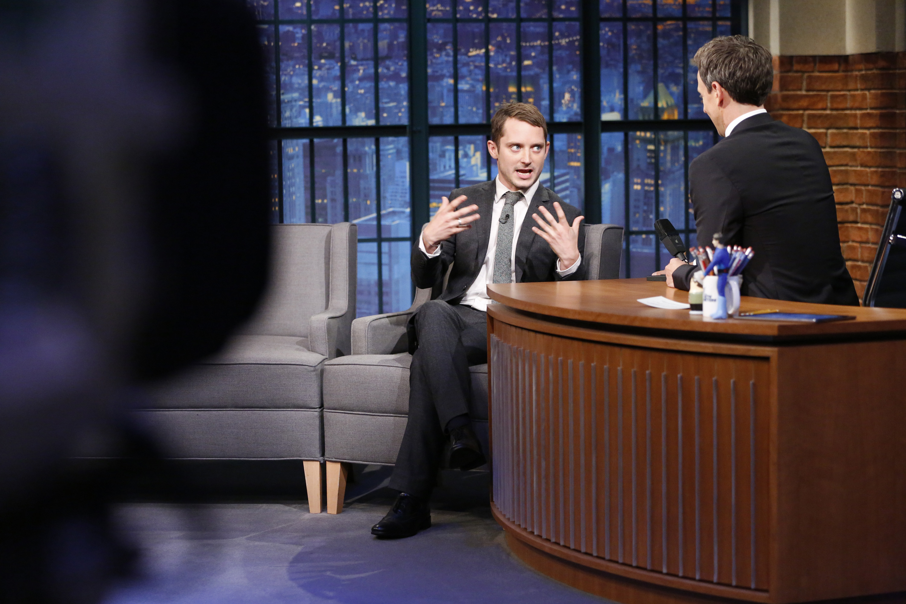 Late_Night_with_Seth_Meyers_91615_28529.jpg