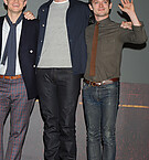 Filename=HobbitPressJapan_28229.jpg
Filesize=820KiB
Dimensions=1855x3000
Date added=Aug 27, 2013 HobbitPressJapan_28229.jpg
