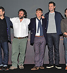 Filename=HobbitPressJapan_28329.jpg
Filesize=884KiB
Dimensions=3000x2200
Date added=Aug 27, 2013 HobbitPressJapan_28329.jpg