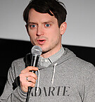 Filename=New_York_Screening_Grand_Piano_281129.jpg
Filesize=779KiB
Dimensions=2148x3000
Date added=Feb 28, 2014 New_York_Screening_Grand_Piano_281129.jpg