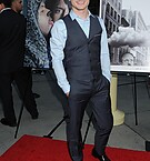 Filename=WilfredSeason2Premiere_28529.jpg
Filesize=512KiB
Dimensions=2000x3000
Date added=Aug 26, 2013 WilfredSeason2Premiere_28529.jpg