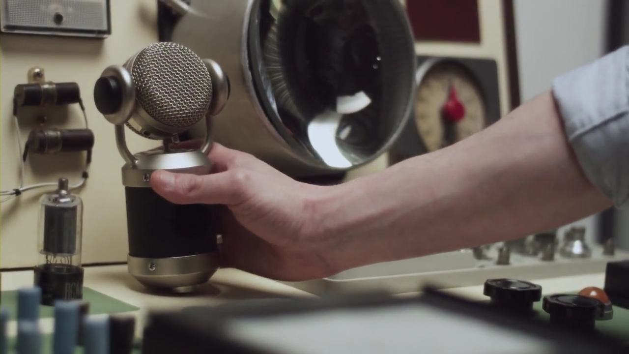 EliWood-DanceFloor-00216.jpg EliWood-DanceFloor-00216.jpg